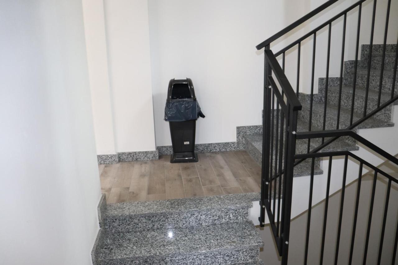 Ro-Bed Appartamenti In Piazza A Cameri Εξωτερικό φωτογραφία