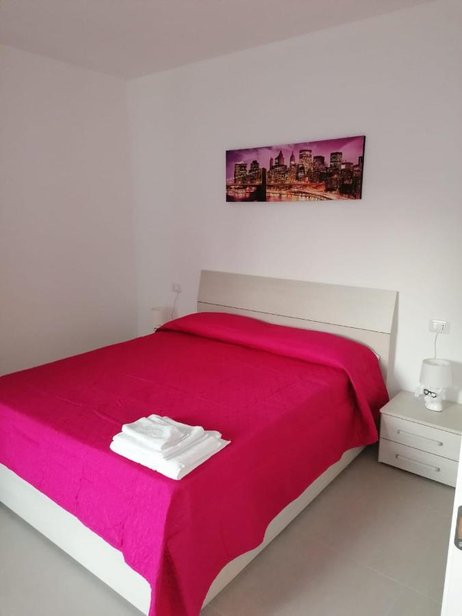 Ro-Bed Appartamenti In Piazza A Cameri Εξωτερικό φωτογραφία